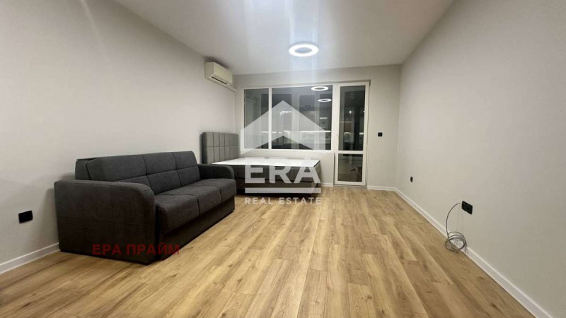 Продава  1-стаен град Варна , Център , 45 кв.м | 12005925 - изображение [2]
