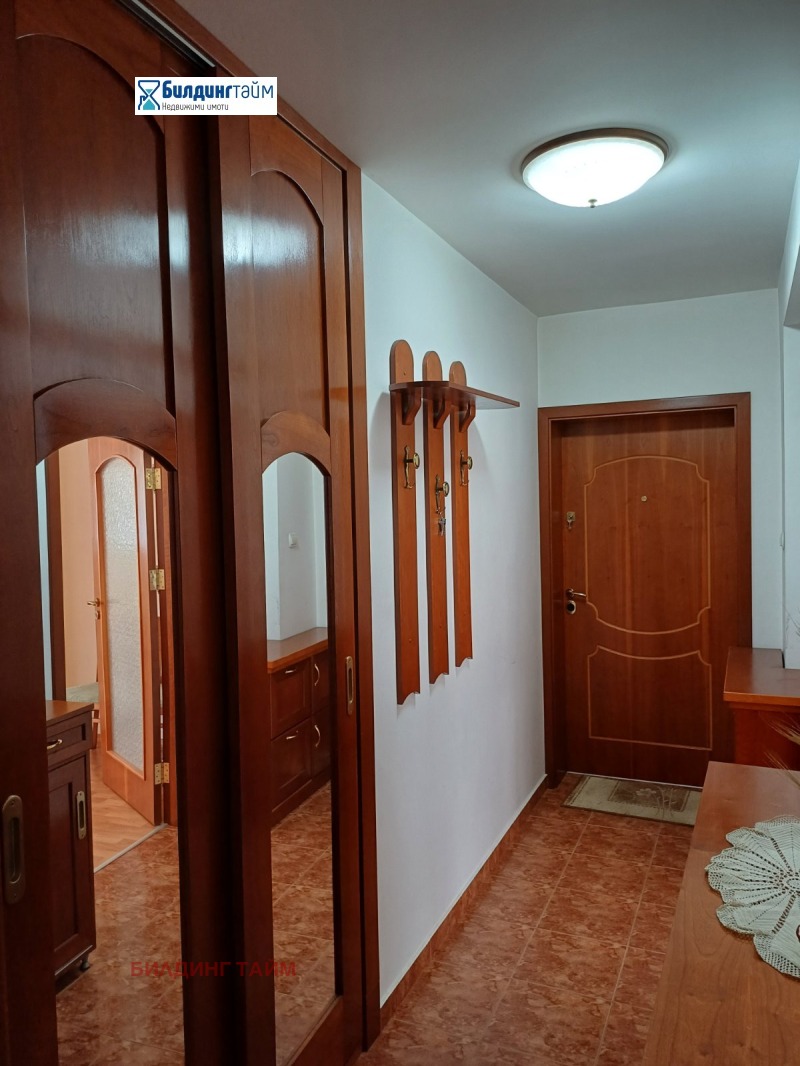 Продава 3-СТАЕН, гр. Шумен, Пазара, снимка 15 - Aпартаменти - 46917744