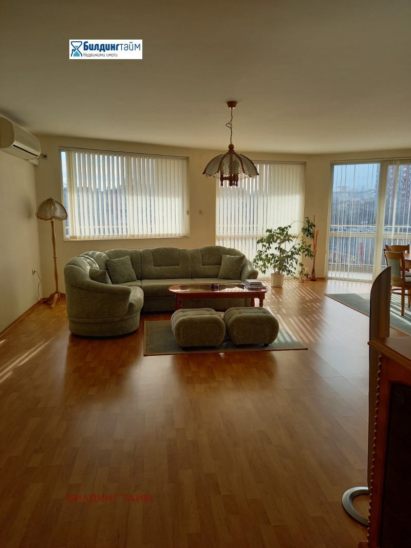 Te koop  2 slaapkamers Sjumen , Pazara , 156 m² | 80536796