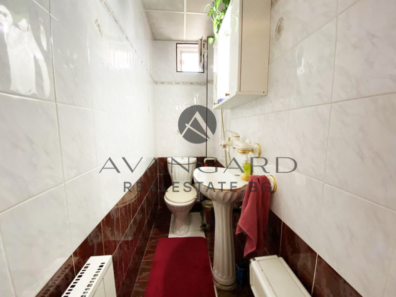 Till salu  2 sovrum Plovdiv , Karsjijaka , 110 kvm | 94275145 - bild [8]