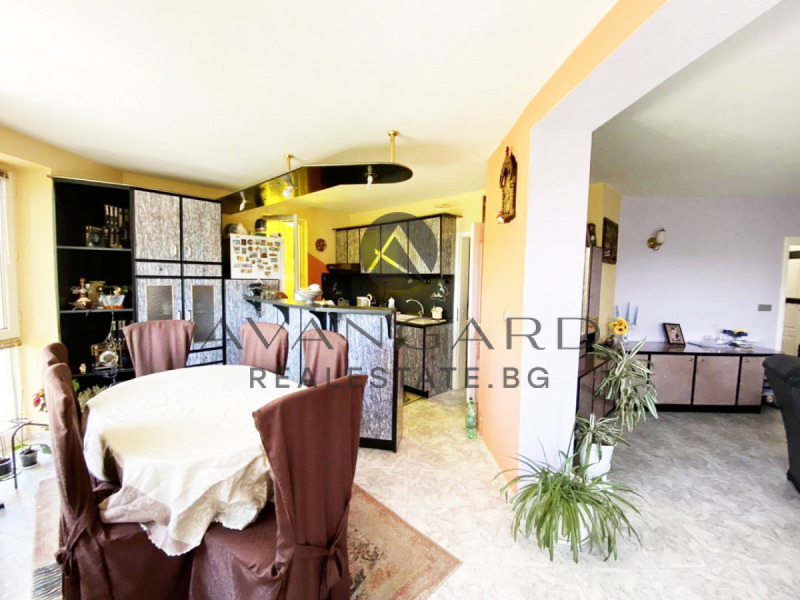 Till salu  2 sovrum Plovdiv , Karsjijaka , 110 kvm | 94275145 - bild [3]