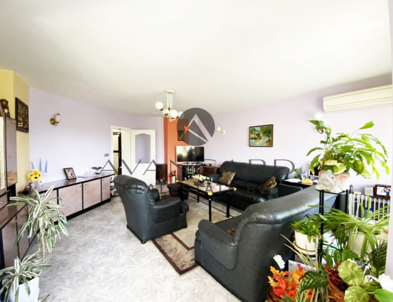 Till salu  2 sovrum Plovdiv , Karsjijaka , 110 kvm | 94275145 - bild [2]
