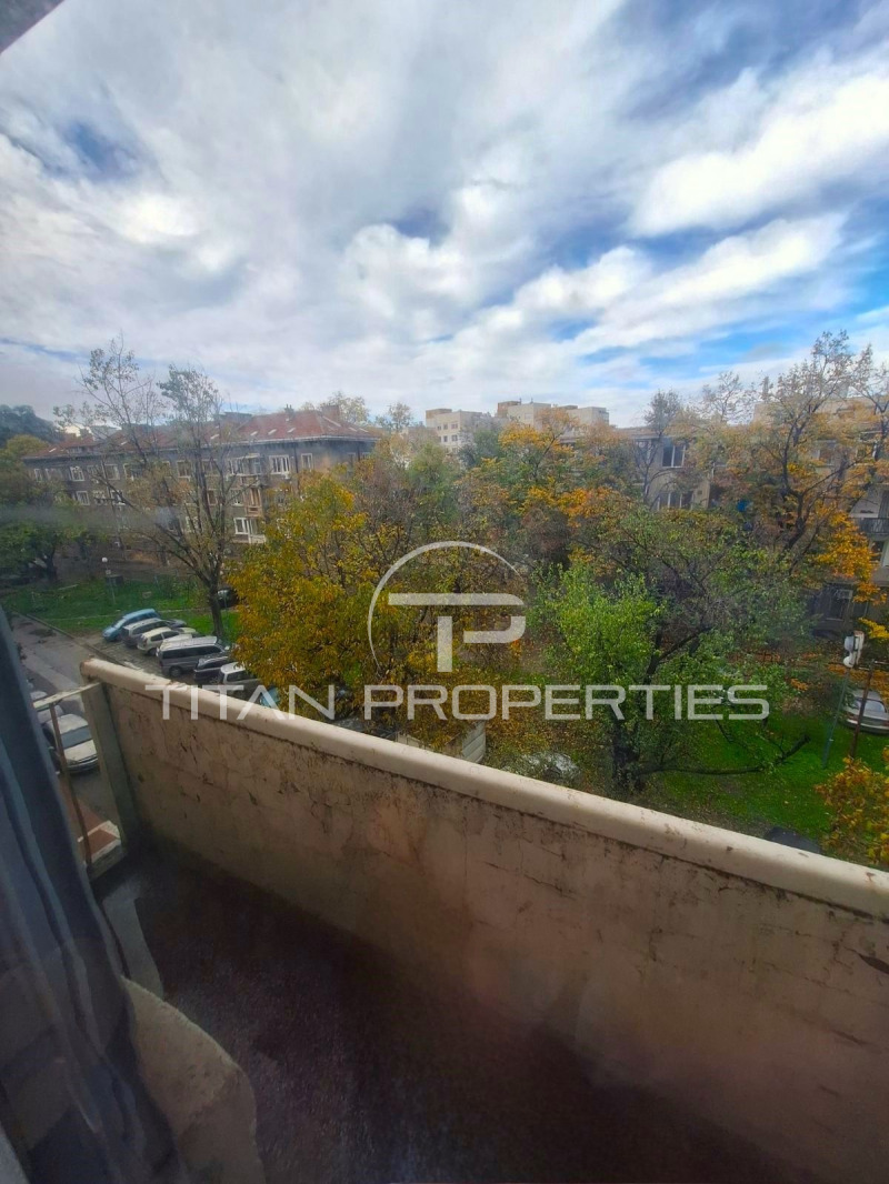 Продава 3-СТАЕН, гр. Пловдив, Център, снимка 12 - Апартаменти - 52377015