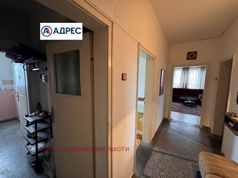 Продава МНОГОСТАЕН, гр. Стара Загора, Център, снимка 5 - Апартаменти - 52398227