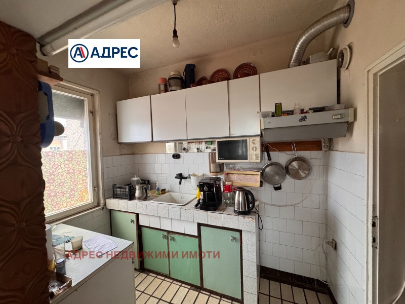 Продава МНОГОСТАЕН, гр. Стара Загора, Център, снимка 6 - Апартаменти - 52398227