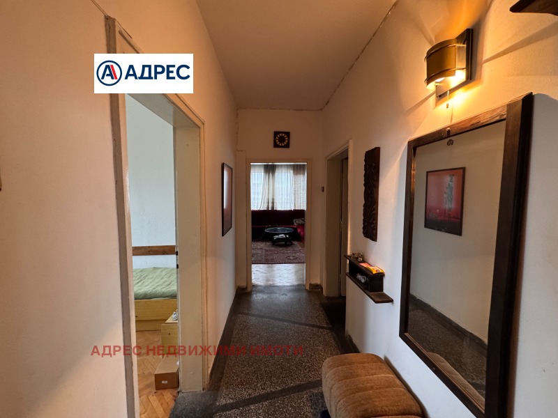 Продава МНОГОСТАЕН, гр. Стара Загора, Център, снимка 9 - Апартаменти - 52398227