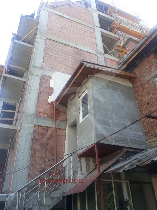 Til salg  Hus Gulv Plovdiv , Karshiyaka , 80 kvm | 90570657