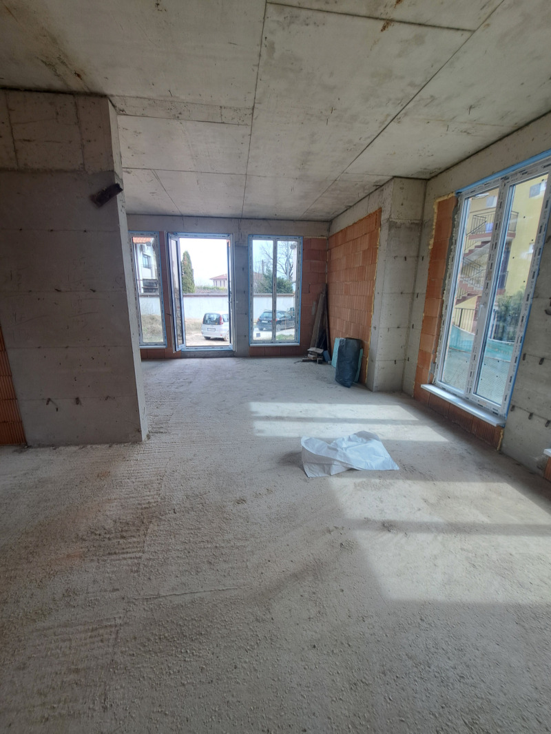 Till salu  Hus Varna , m-t Alen mak , 270 kvm | 68986368 - bild [13]
