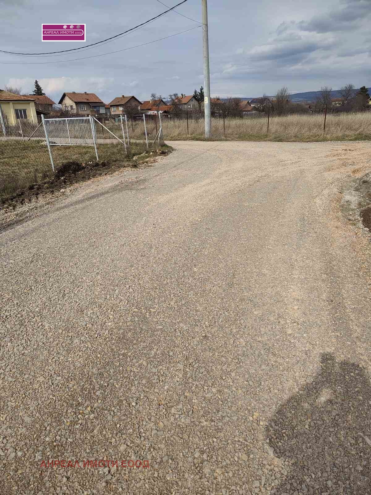 Продава ПАРЦЕЛ, с. Петърч, област София област, снимка 3 - Парцели - 54540634