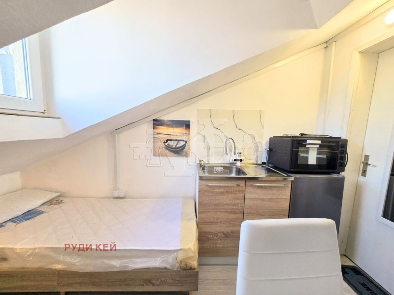 Продава 1-СТАЕН, гр. Варна, Колхозен пазар, снимка 2 - Апартаменти - 52813427