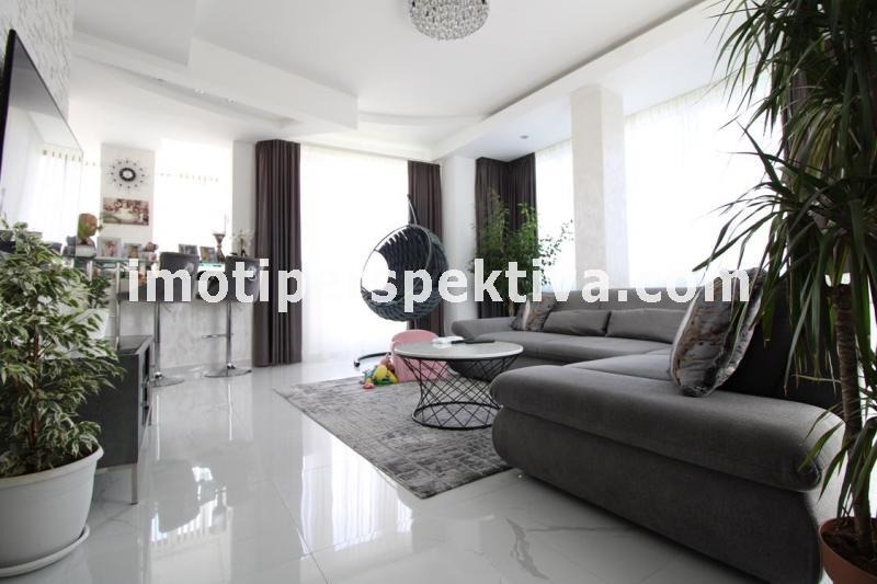 En venta  2 dormitorios Plovdiv , Karshiyaka , 160 metros cuadrados | 12094015 - imagen [2]