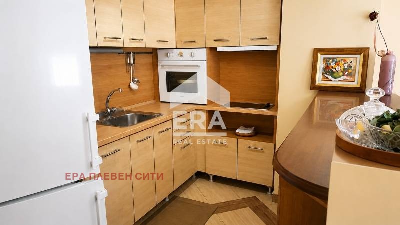 Продава 3-СТАЕН, гр. Плевен, Широк център, снимка 3 - Апартаменти - 55313955