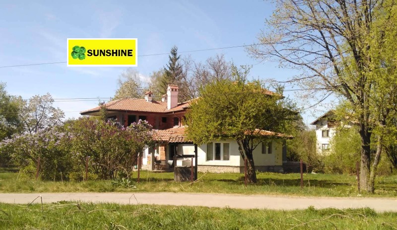 Продава КЪЩА в област Перник, с. Витановци - 520 кв.м / 199 000 € » 389 210.17 лв., СЪНШАЙН
