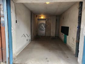 ГАРАЖ, ПАРКОМЯСТО, 14 m2