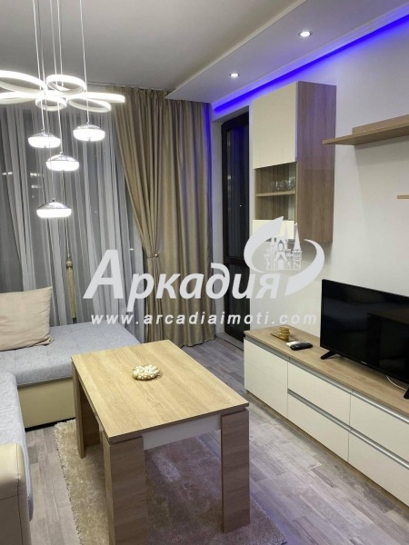 Продава 2-СТАЕН, гр. Пловдив, Кючук Париж, снимка 3 - Aпартаменти - 46908143