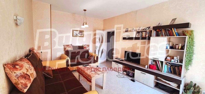 Продава  3-стаен, град Пловдив, Изгрев • 47 000 EUR • ID 80561437 — holmes.bg - [1] 