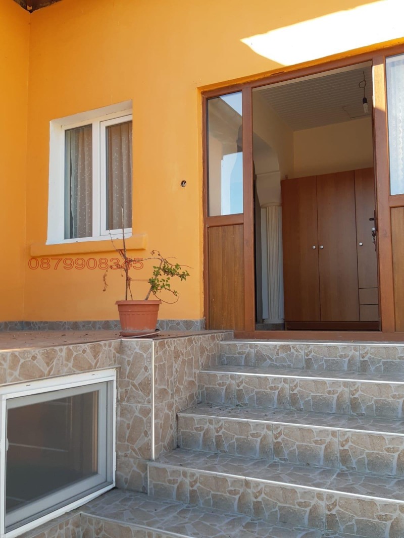 Продава КЪЩА, гр. Омуртаг, област Търговище, снимка 12 - Къщи - 52779141