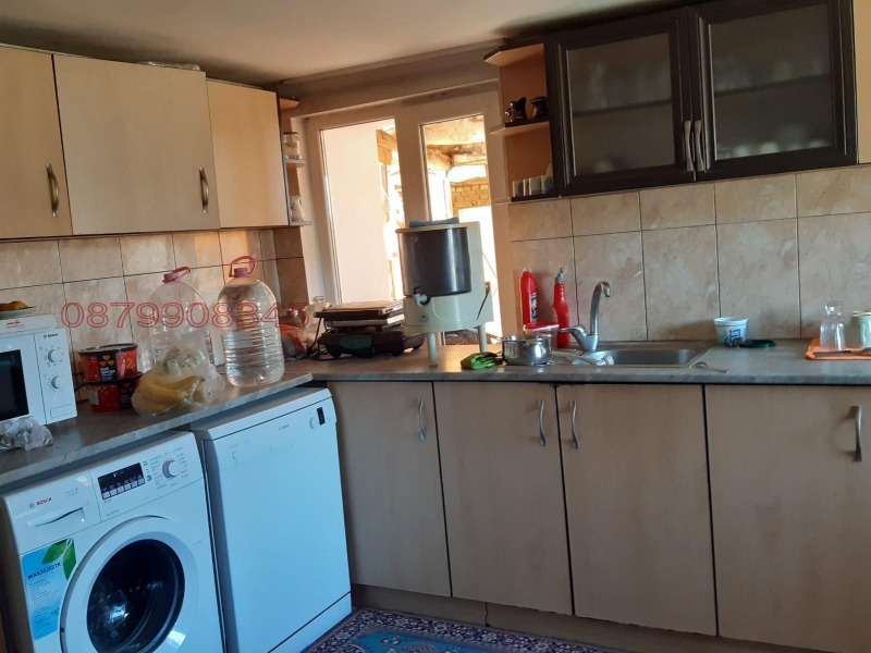 Продава КЪЩА, гр. Омуртаг, област Търговище, снимка 11 - Къщи - 52779141