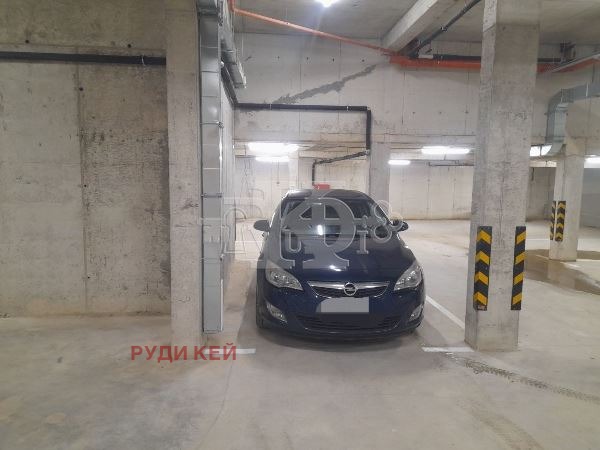 Продава ГАРАЖ, ПАРКОМЯСТО, гр. Варна, Победа, снимка 5 - Гаражи и паркоместа - 52439951