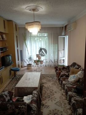 Продажба на тристайни апартаменти в град Пловдив — страница 18 - изображение 9 