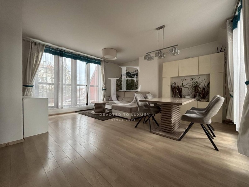 Продава  4-стаен град София , Белите брези , 131 кв.м | 80139103