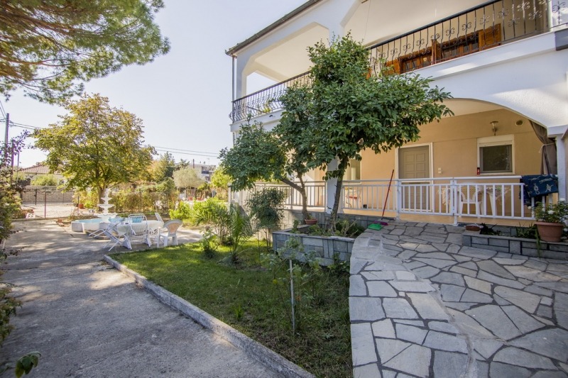 Продава КЪЩА, гр. Варна, Център, снимка 6 - Къщи - 54471126