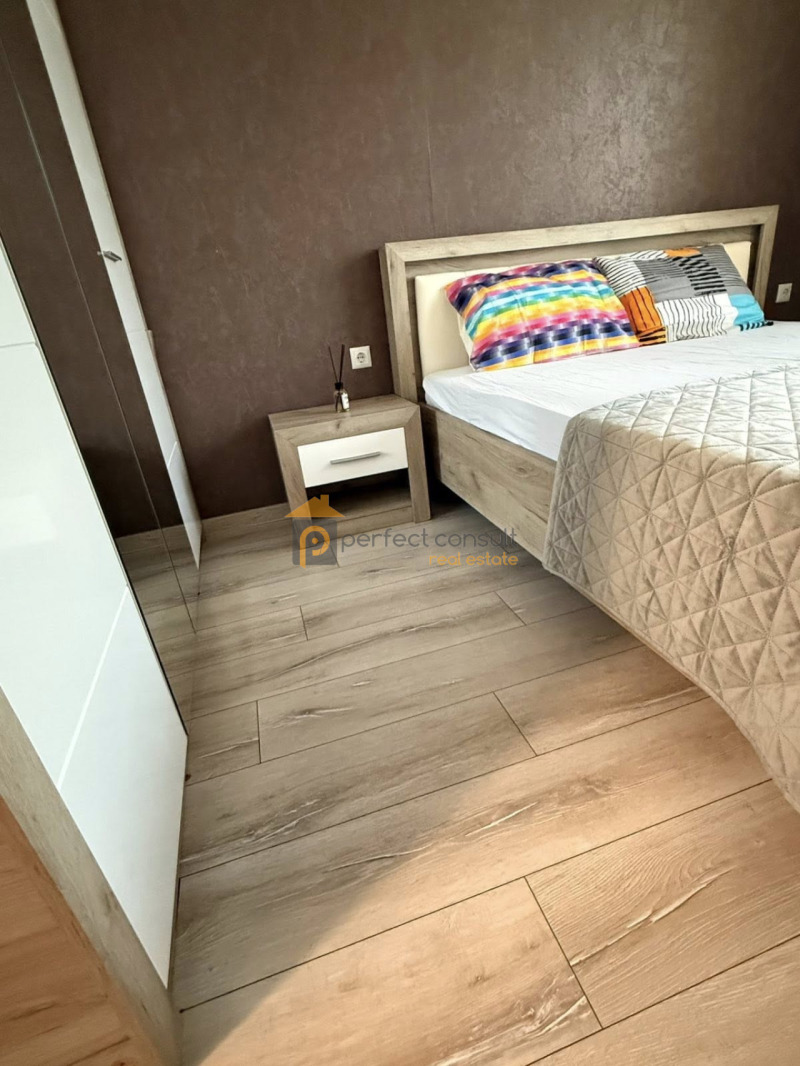 For Sale  1 bedroom Plovdiv , Hristo Smirnenski , 60 sq.m | 78239077 - image [4]