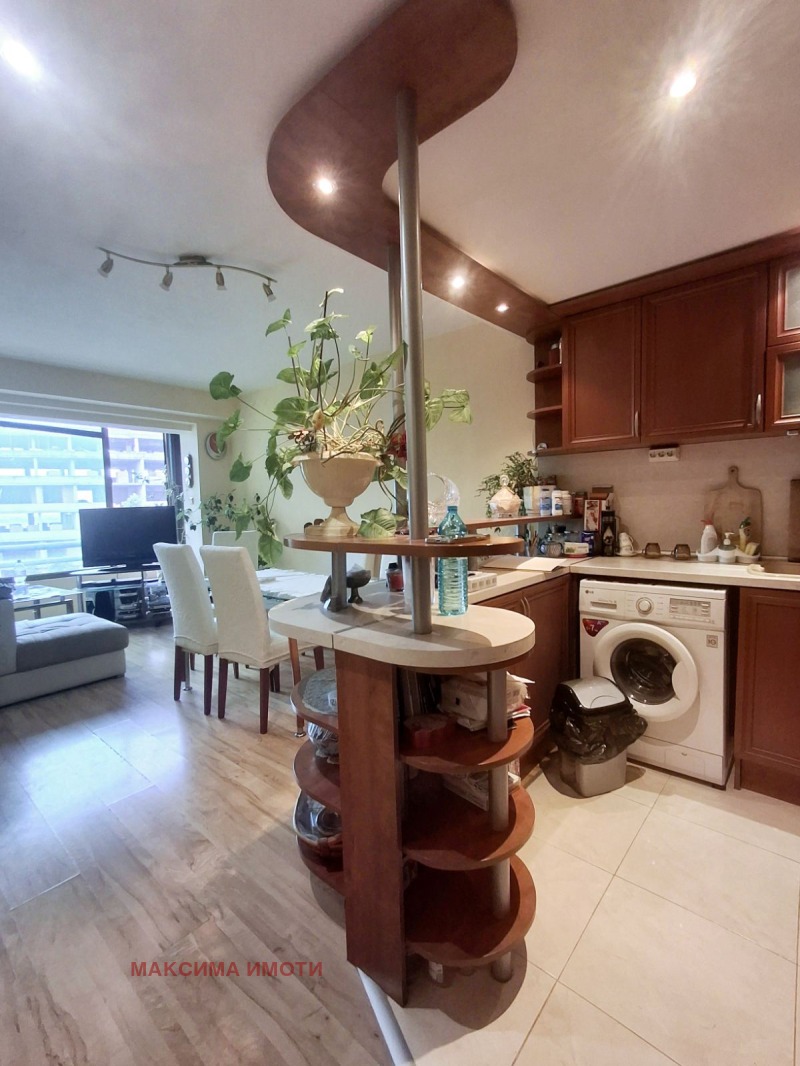 En venta  2 dormitorios Burgas , Izgrev , 64 metros cuadrados | 89593193 - imagen [3]