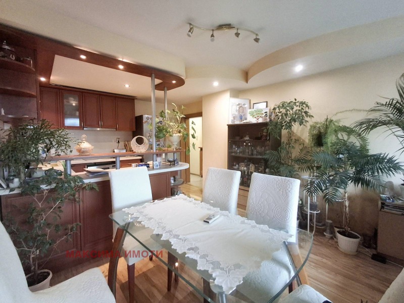 En venta  2 dormitorios Burgas , Izgrev , 64 metros cuadrados | 89593193 - imagen [2]