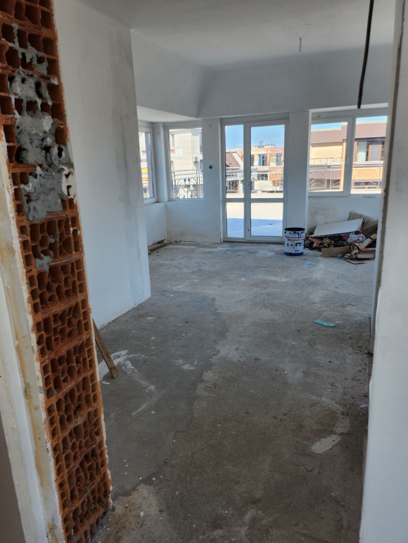 Продава МНОГОСТАЕН, гр. Поморие, област Бургас, снимка 11 - Апартаменти - 52612970