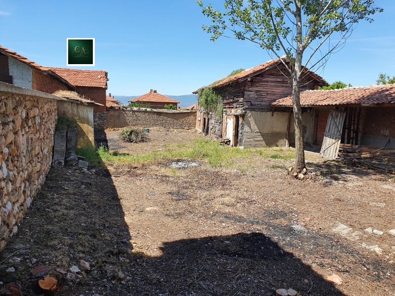 Продава КЪЩА, с. Смочево, област Кюстендил, снимка 13 - Къщи - 53424399