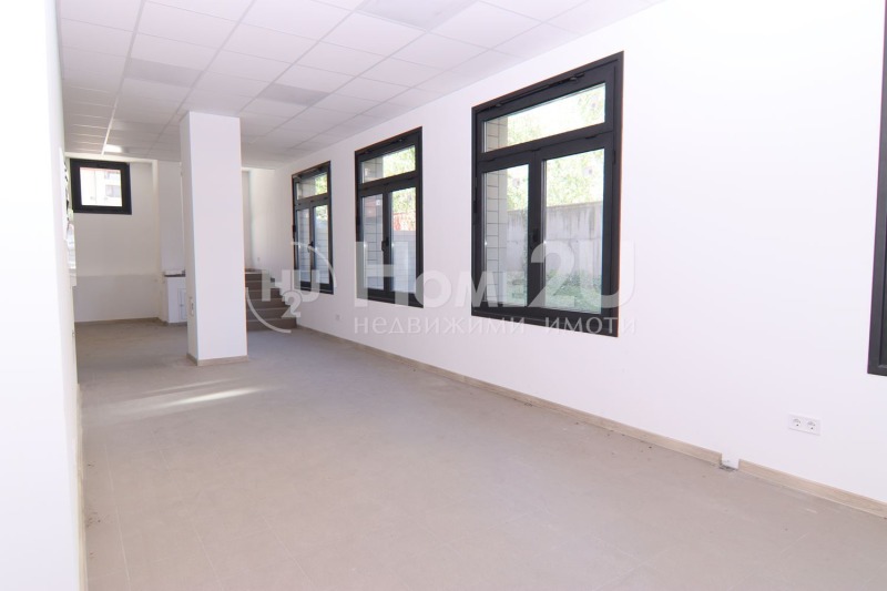 Na prodej  Prodejna Sofia , Manastirski livadi , 81 m2 | 82519199 - obraz [2]