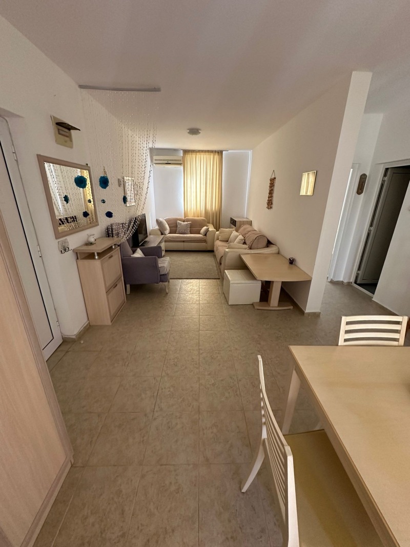 Продава 2-СТАЕН в област Бургас, гр. Свети Влас - 73 кв.м / 76 000 € » 148 643.08 лв., БИЛДКОМЕРС