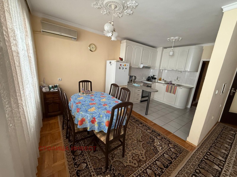 Продава 4-СТАЕН в град Русе, Широк център - 145 кв.м / 309 000 € » 604 351.47 лв., СТОЛИЦА ИНВЕСТ