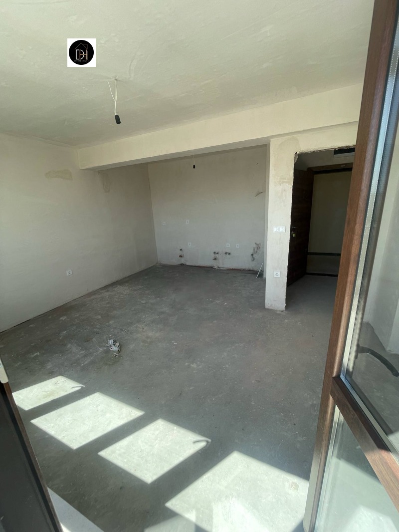 Til salg  1 soveværelse Plovdiv , Ostromila , 87 kvm | 81352775 - billede [3]