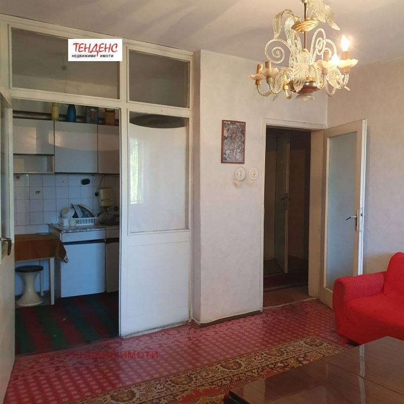 Продава 3-СТАЕН, гр. Кърджали, Център, снимка 2 - Апартаменти - 52420273