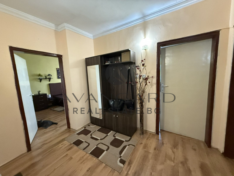 Te koop  3 slaapkamers Plovdiv , Kjutsjuk Parizj , 107 m² | 52226923 - afbeelding [10]