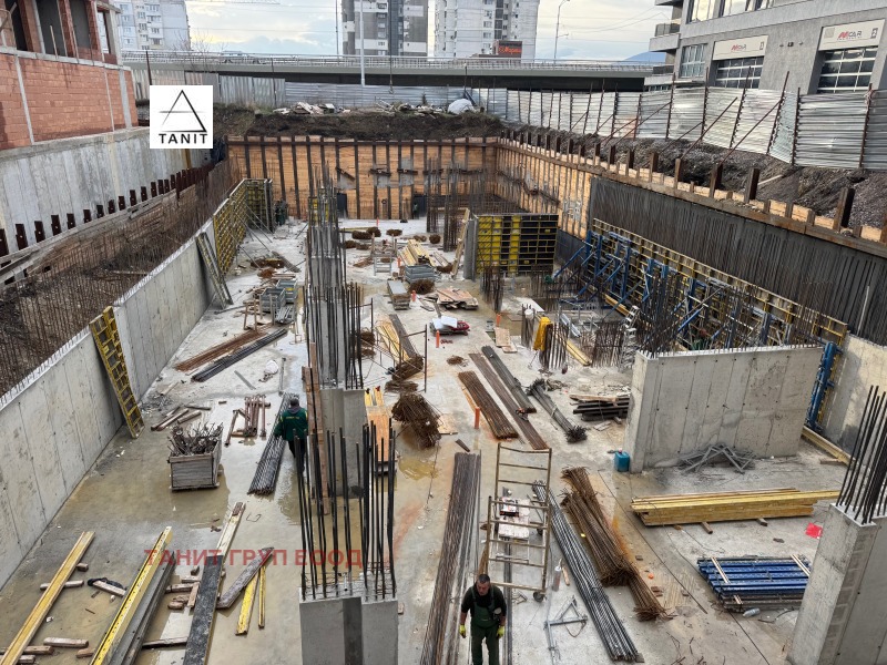 Продава 4-СТАЕН, гр. София, Левски Г, снимка 2 - Апартаменти - 51129608