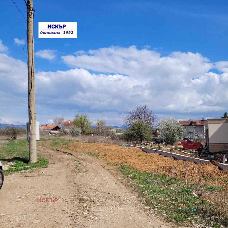 Till salu  Komplott Sofia , Mirovjane , 3958 kvm | 75746416