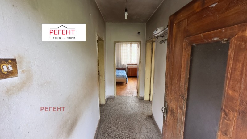 Продава КЪЩА, с. Новаковци, област Габрово, снимка 2 - Къщи - 50456091