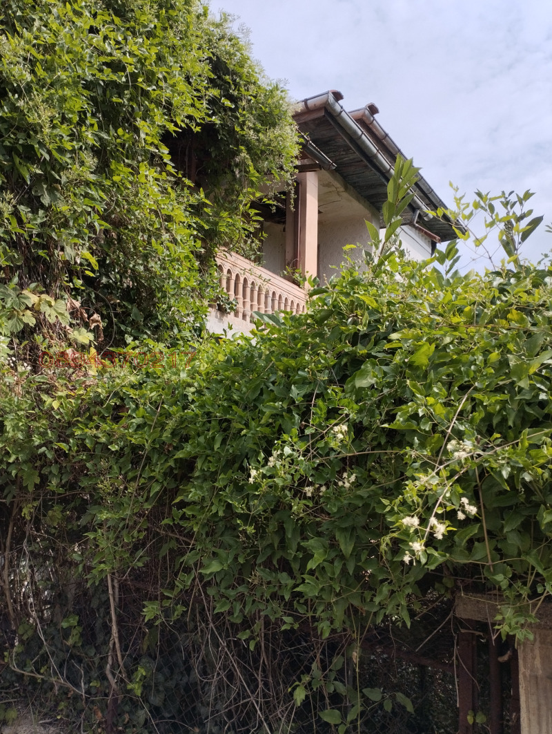 Продава КЪЩА, с. Николаево, област Плевен