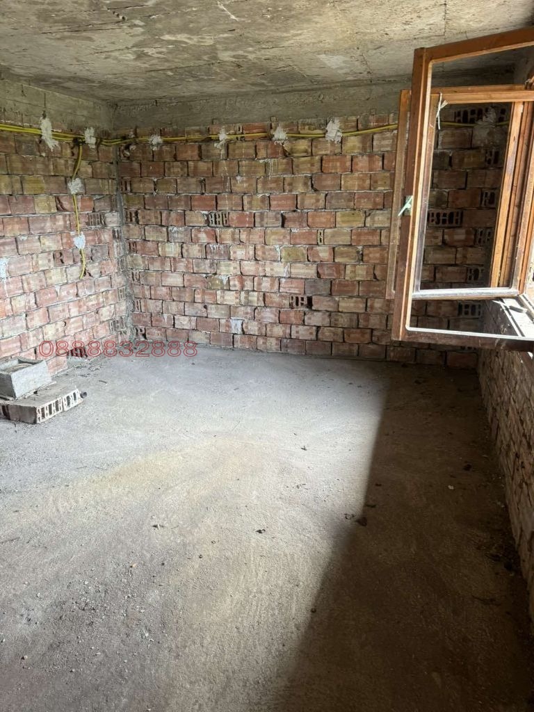 Продава  Къща област Ловеч , с. Орешак , 300 кв.м | 51708181 - изображение [6]