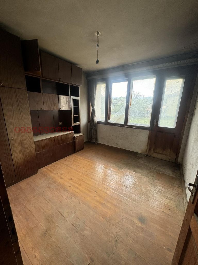 Продава  Къща област Ловеч , с. Орешак , 300 кв.м | 51708181 - изображение [16]