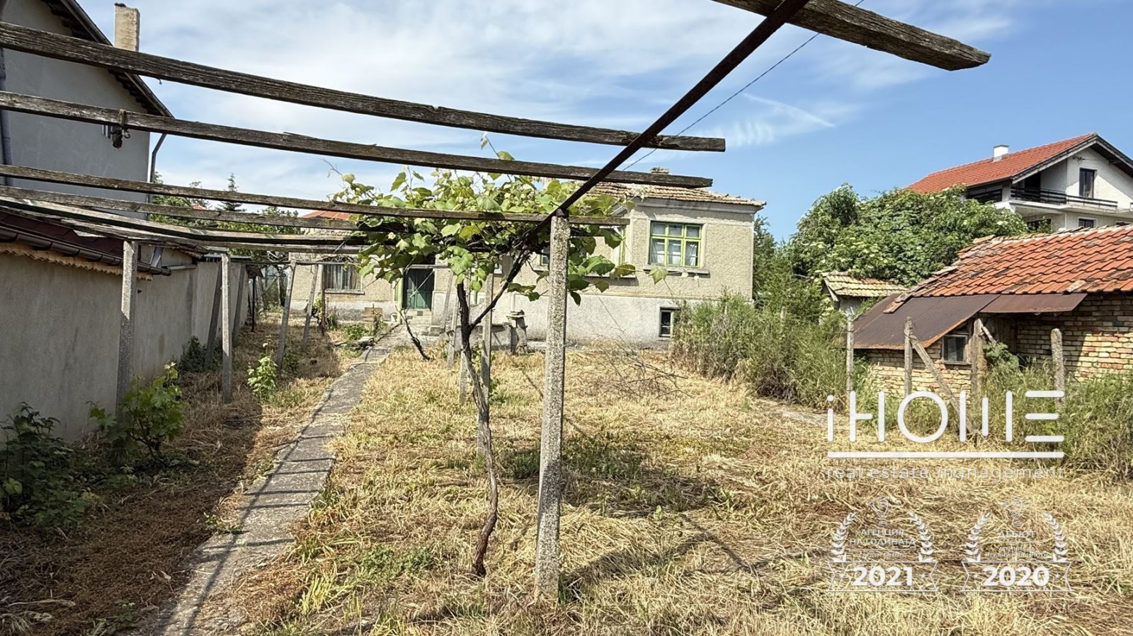 Продава КЪЩА, гр. Вълчи дол, област Варна, снимка 2 - Къщи - 52295441