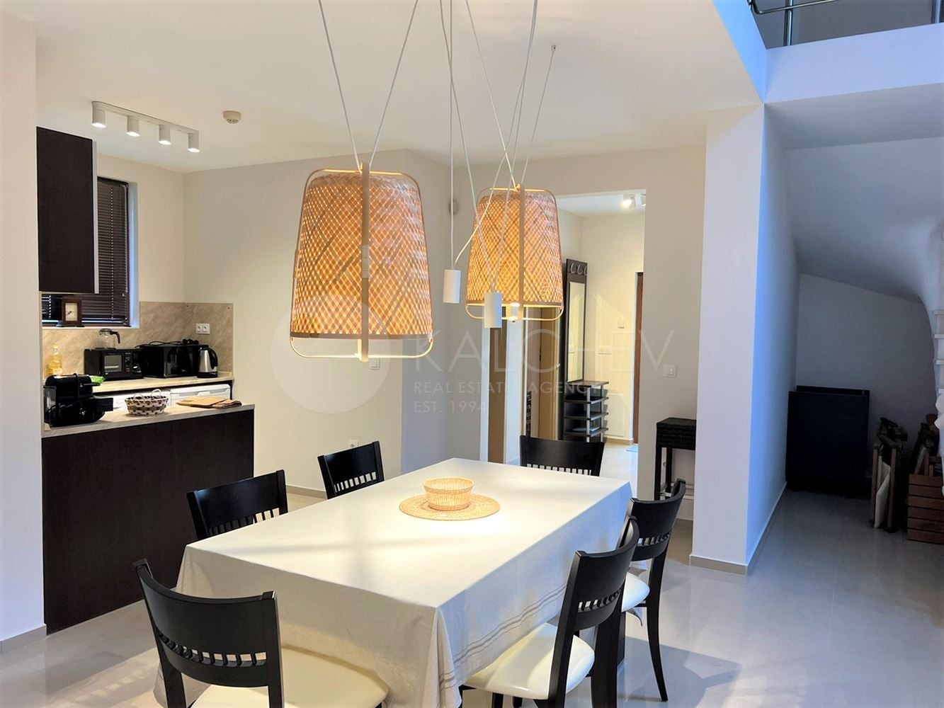 Продава КЪЩА, гр. Балчик, област Добрич, снимка 9 - Къщи - 54602429