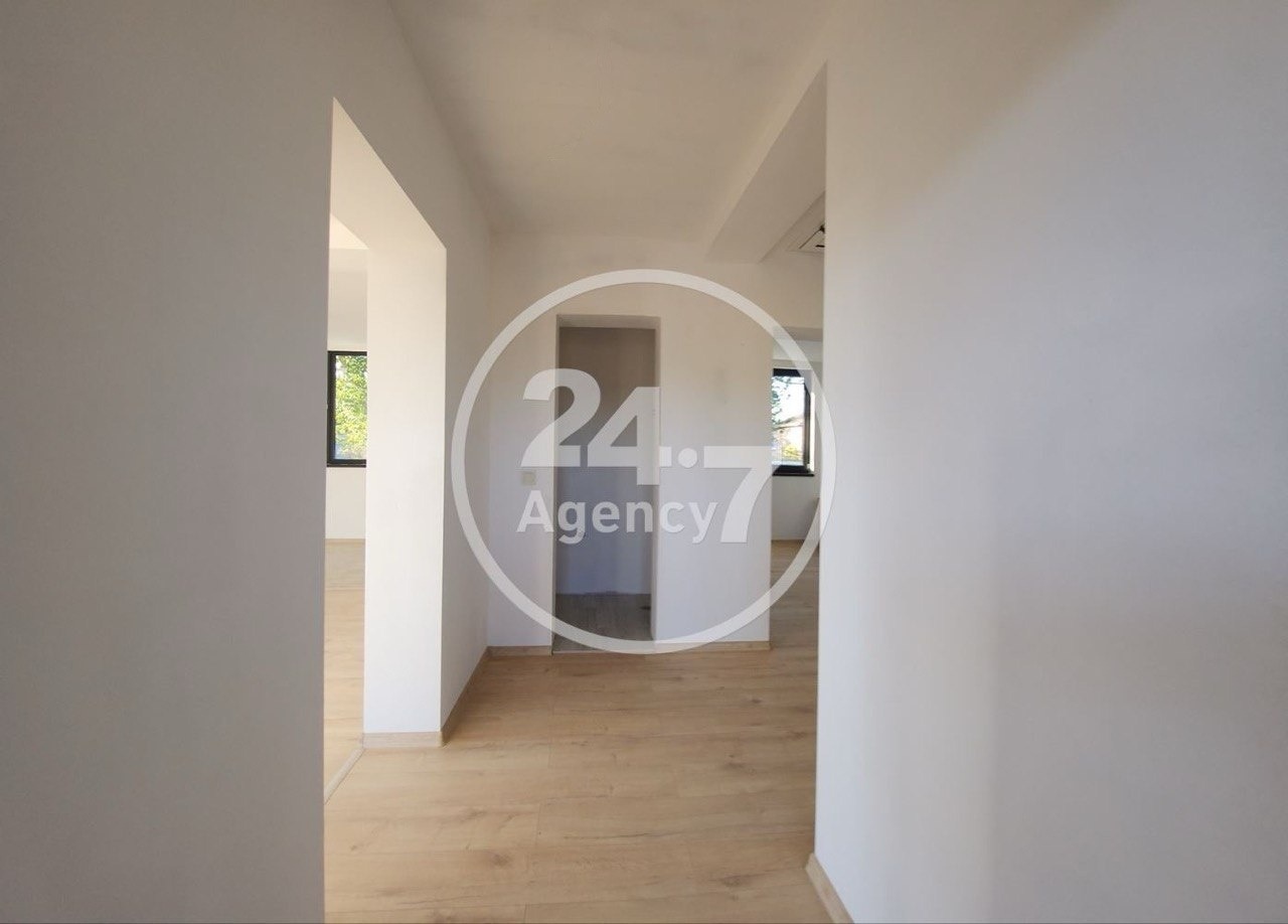 Продава КЪЩА, с. Венелин, област Варна, снимка 8 - Къщи - 56347597