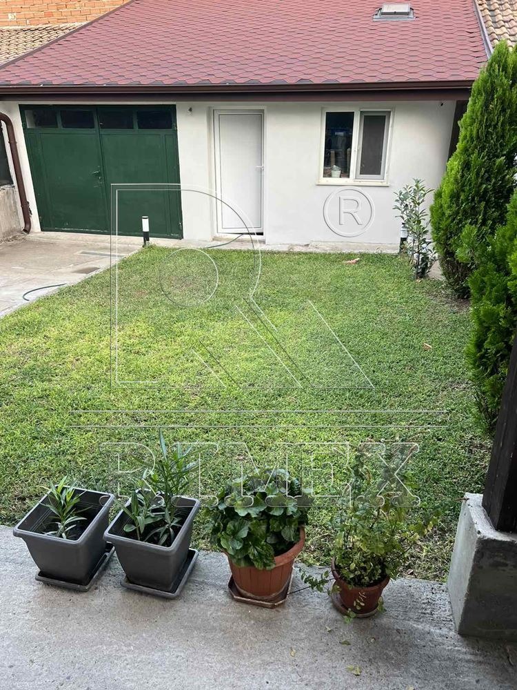 Продава ЕТАЖ ОТ КЪЩА | Imot.bg — изображение 2