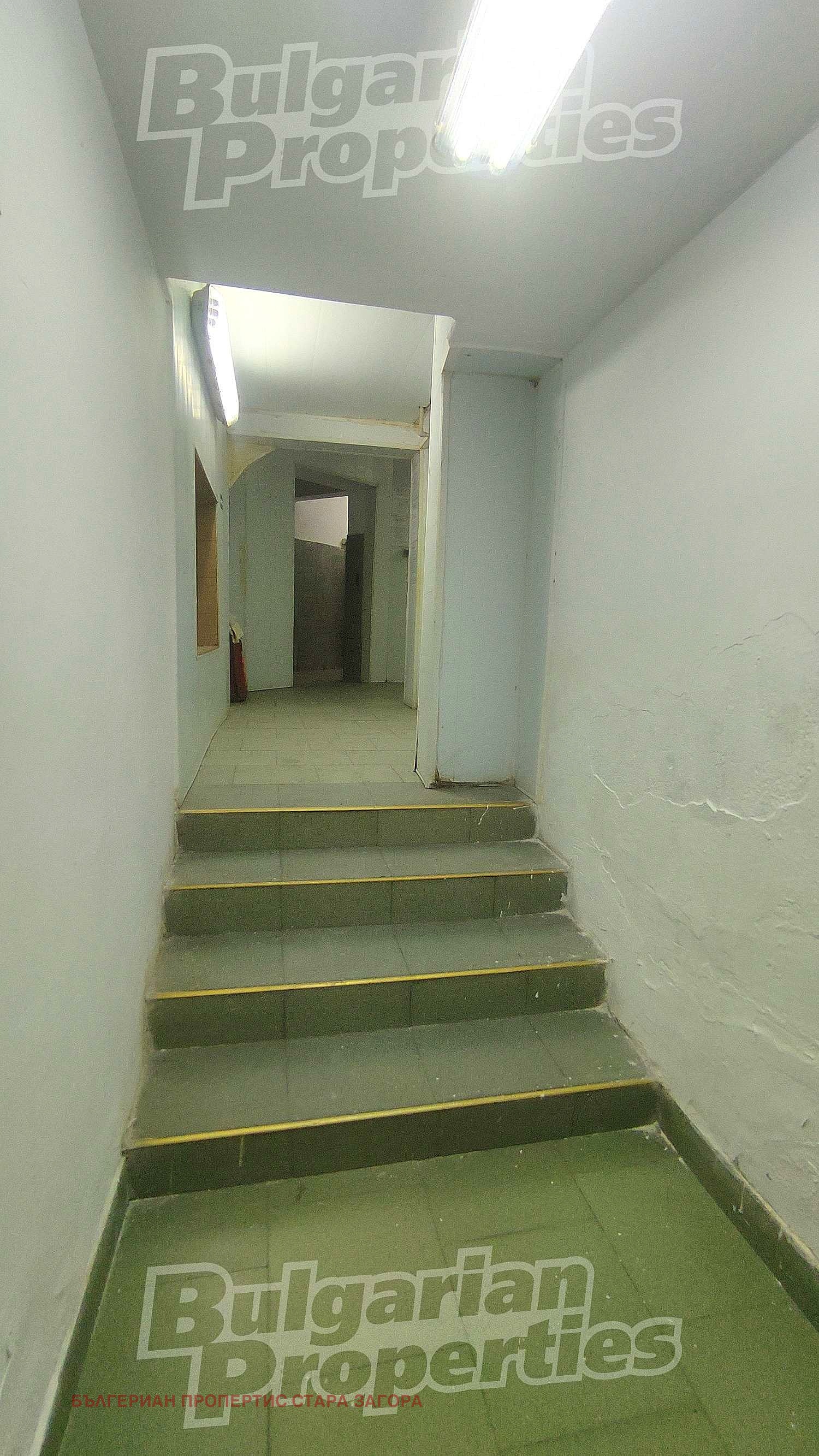 Продава ПРОМ. ПОМЕЩЕНИЕ | Imot.bg — изображение 8