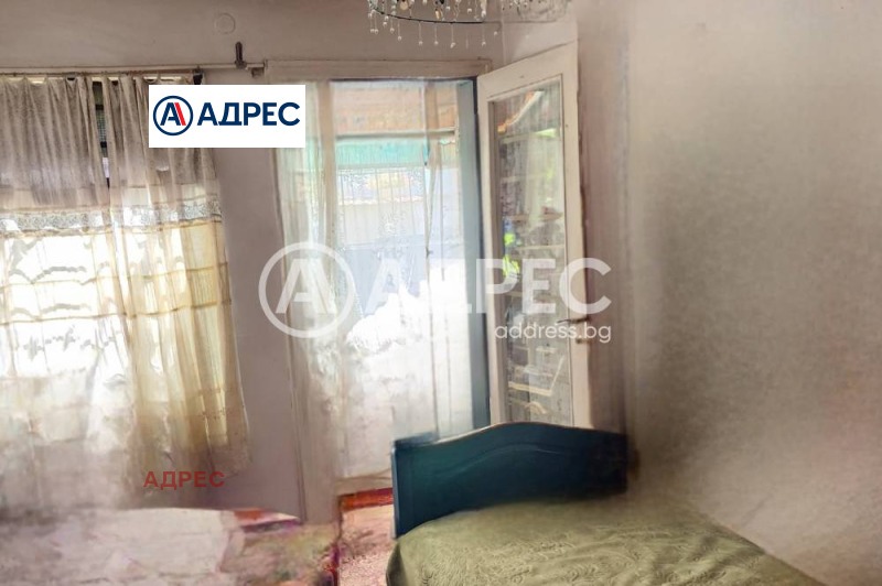 Продава КЪЩА, гр. Варна, Зимно кино Тракия, снимка 4 - Къщи - 52690421