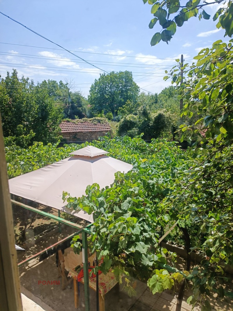 Продава КЪЩА, с. Градище, област Габрово, снимка 2 - Къщи - 52747184